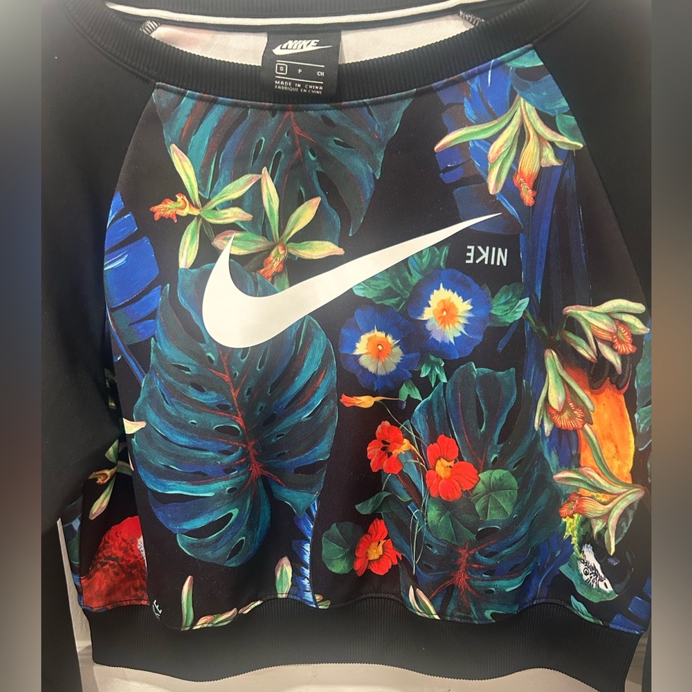Nike jacket - Picture 7 of 7